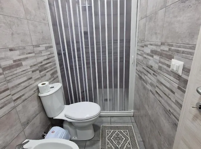House קטאניה